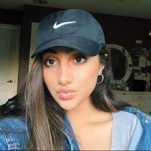 Meet your Posher, Priya